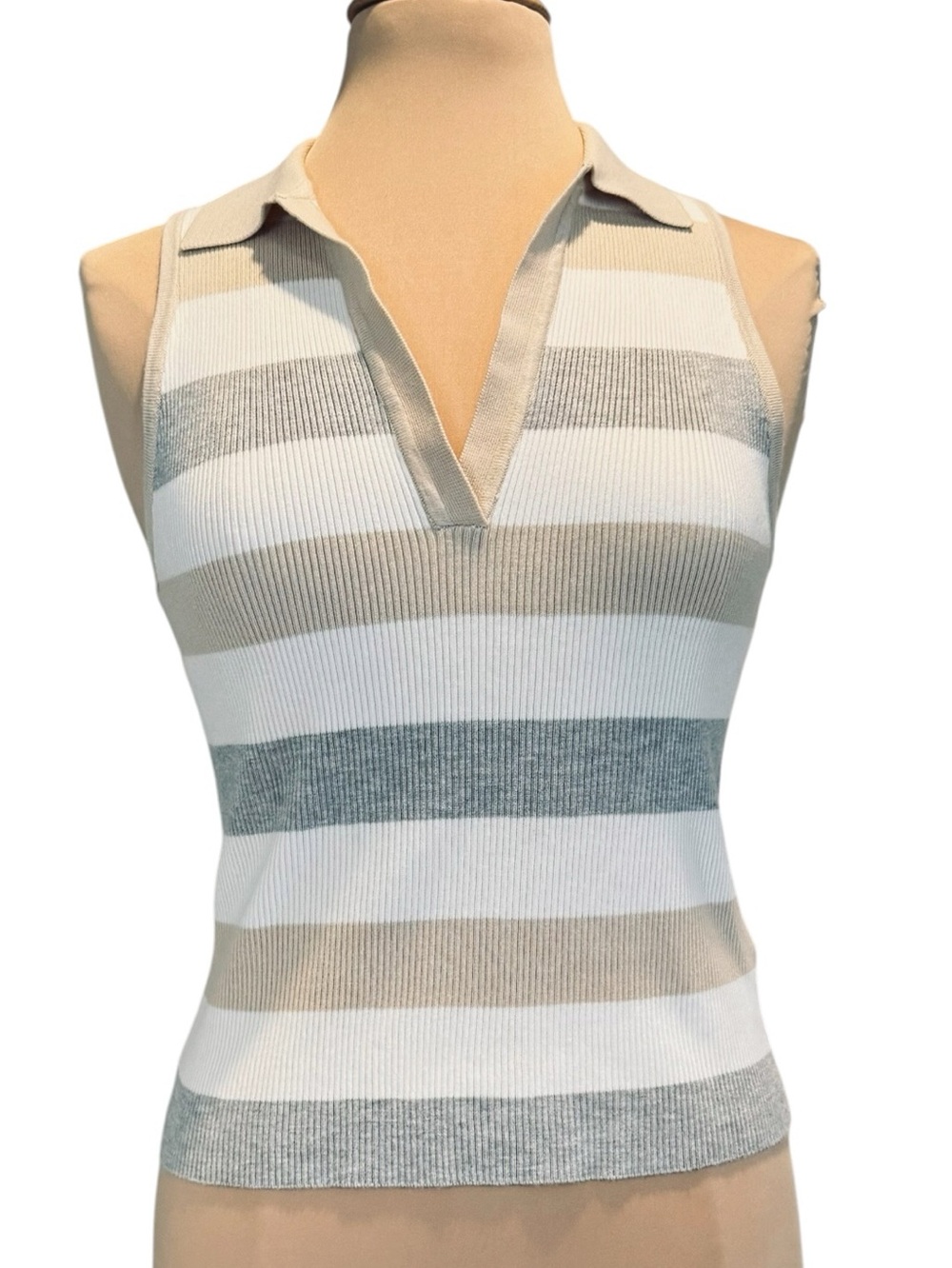 Halston Tan White Gray Striped V-neck Collared Sleeveless Knit Sweater Sz Small